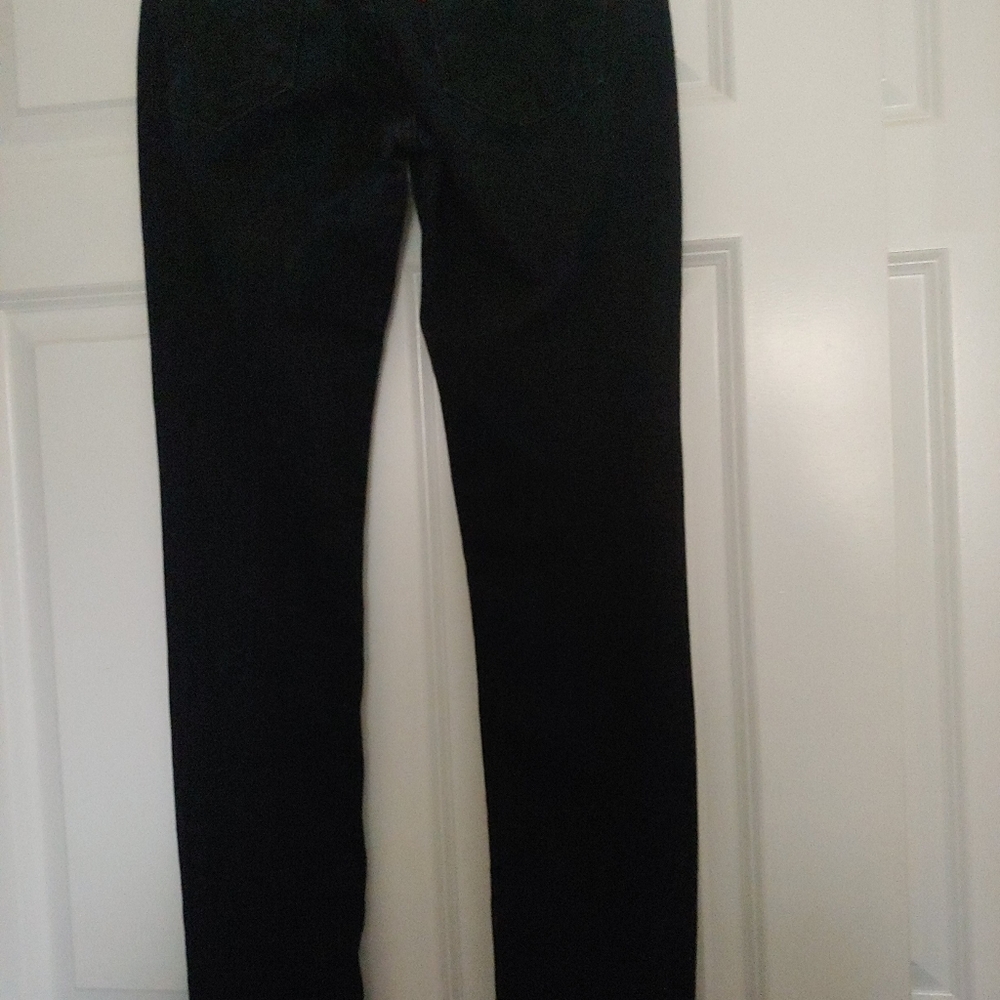 Levis 631 Skinny Junior Jeans 3M dark wash stretch. Inseam 32 inches